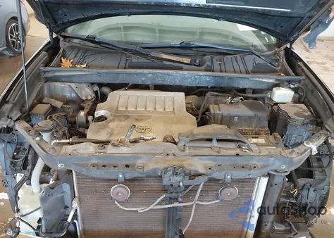 2011 Toyota Highlander Se V6 z USA, uszkodzony, nr VIN 5TDZK3EH7BS028668